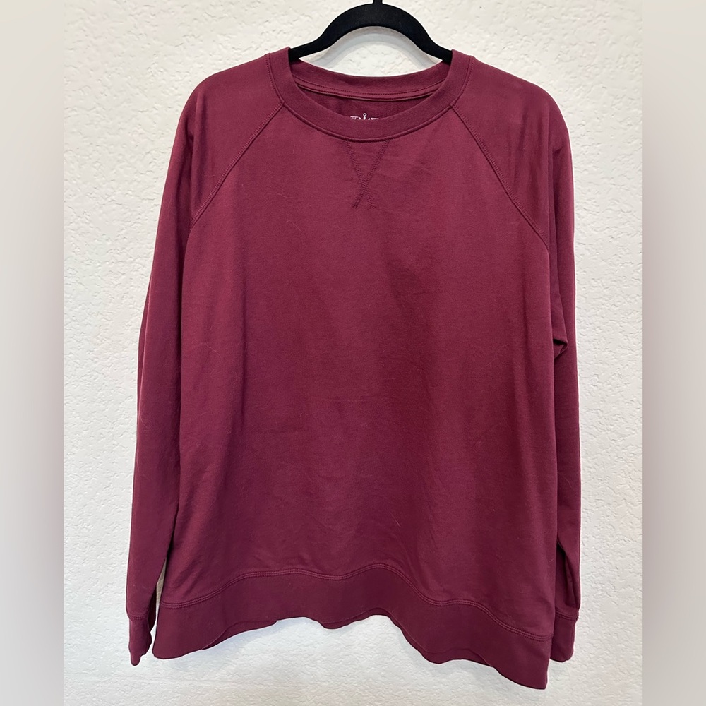 Fresh Clean Threads 
Cali pull over